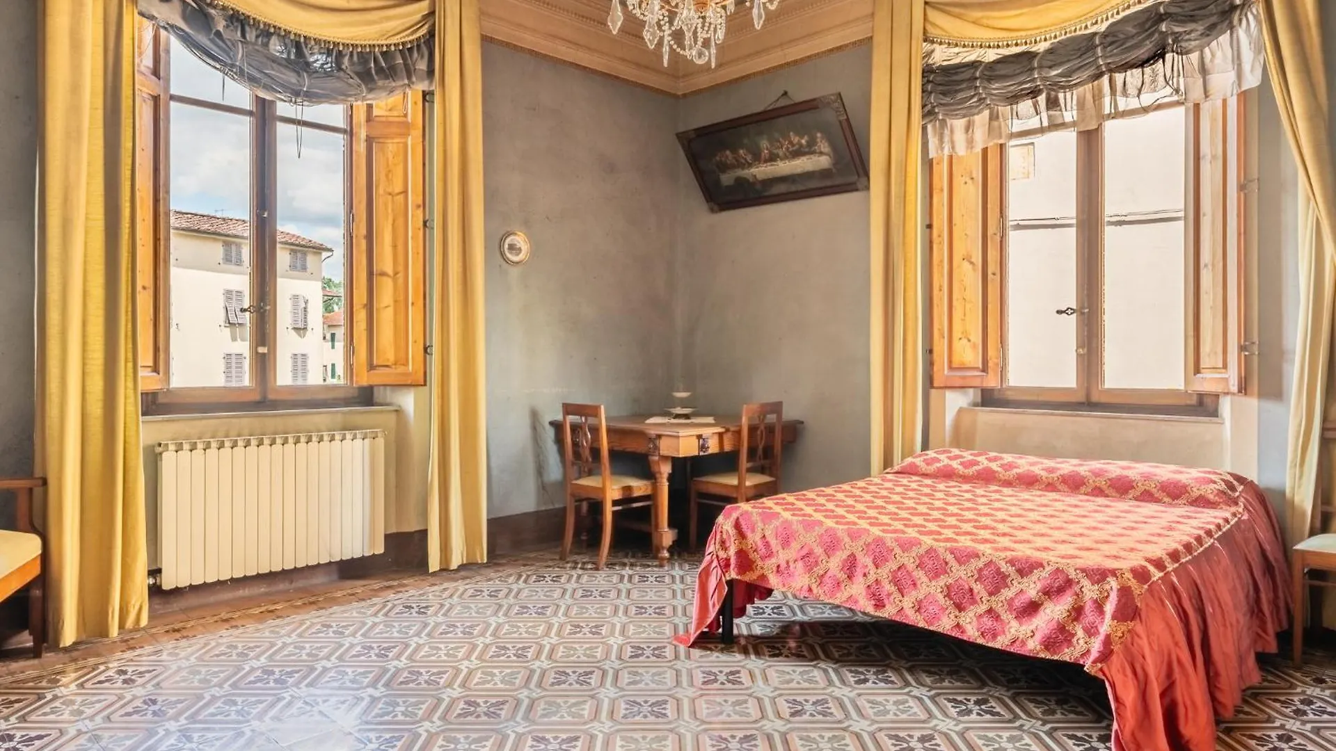 Villa Lenzi Lucca 0*,